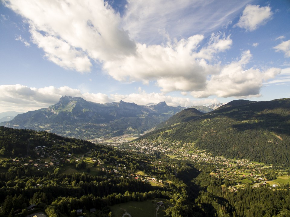 Vol en face du Mont-Blanc, Saint-Gervais