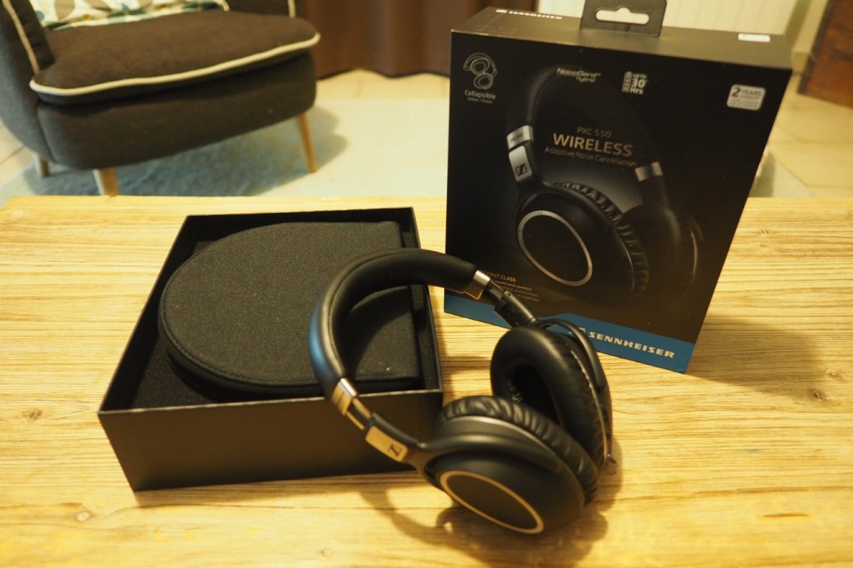 boite casque audio sennheiser PXC 550