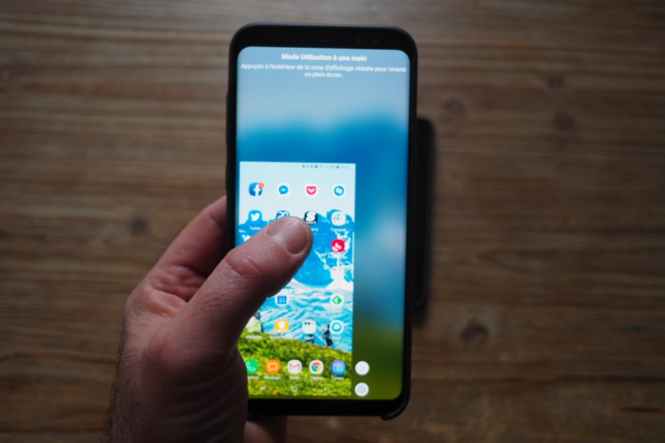 mode une main galaxy s8 plus